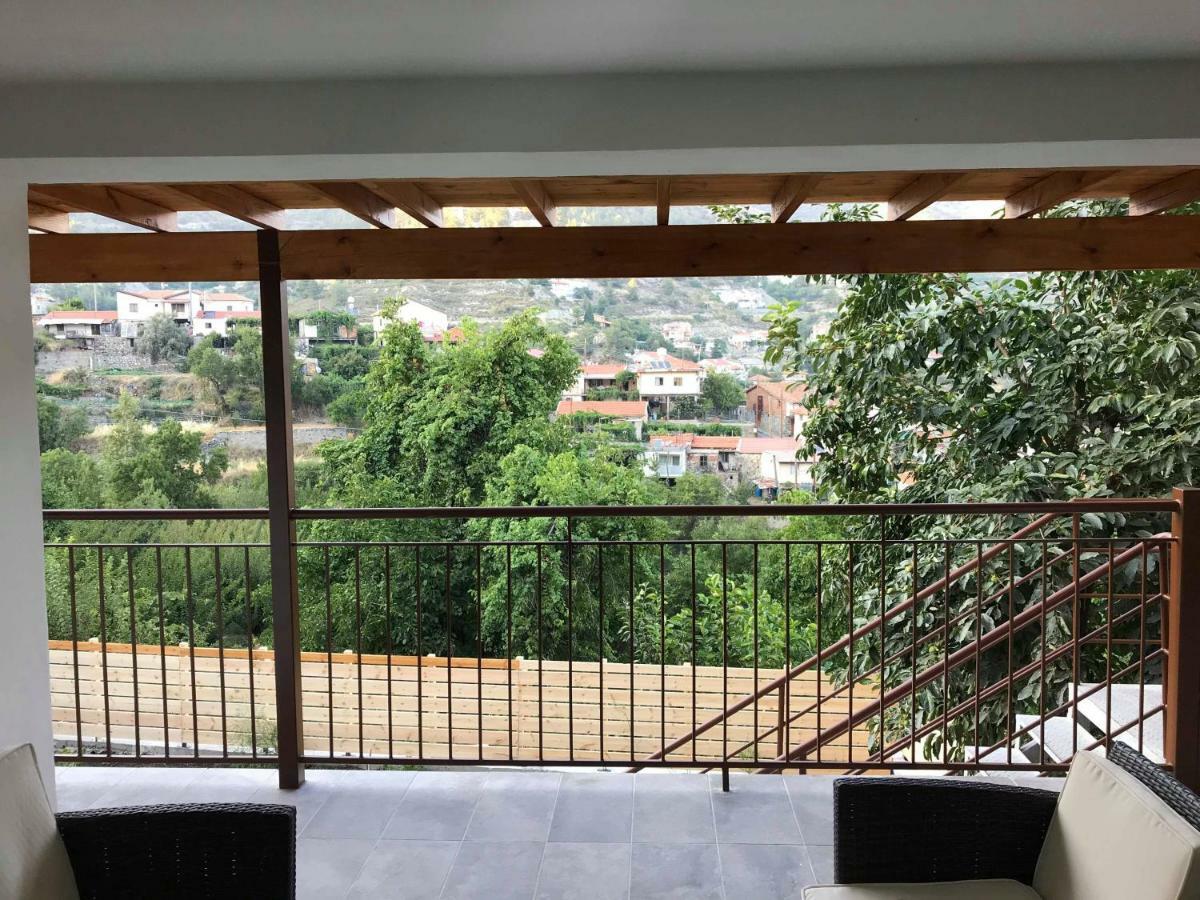 To Konatzi Tis Maroulas Apartment Kyperounda Exterior photo
