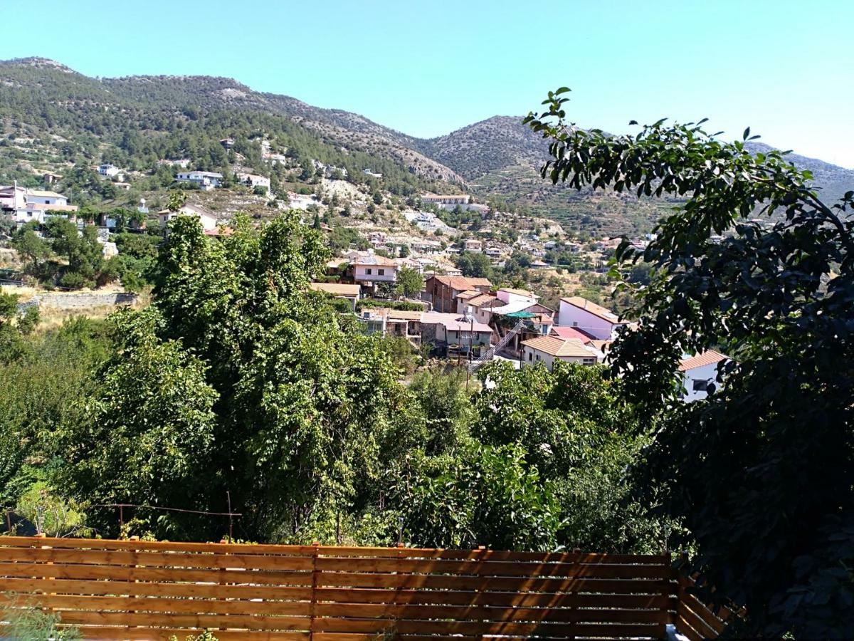 To Konatzi Tis Maroulas Apartment Kyperounda Exterior photo