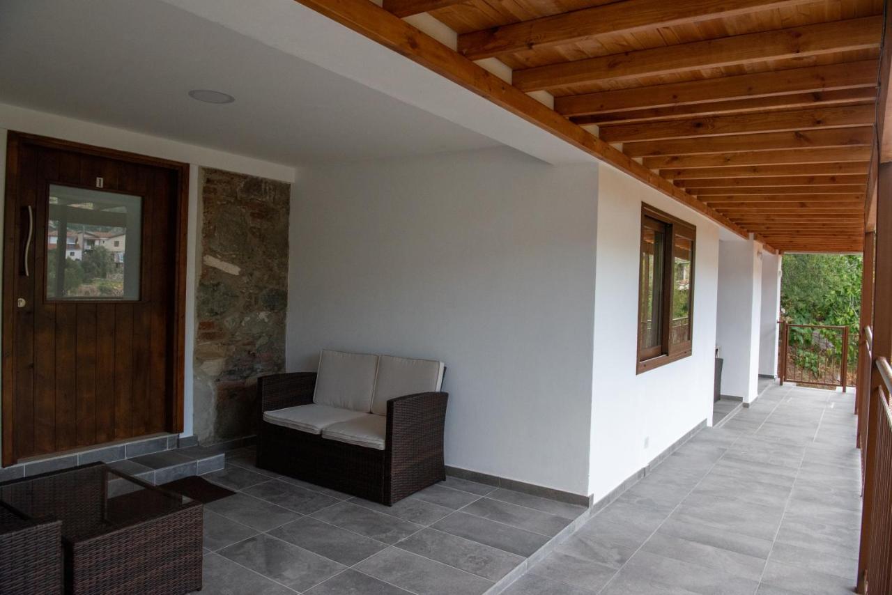 To Konatzi Tis Maroulas Apartment Kyperounda Exterior photo