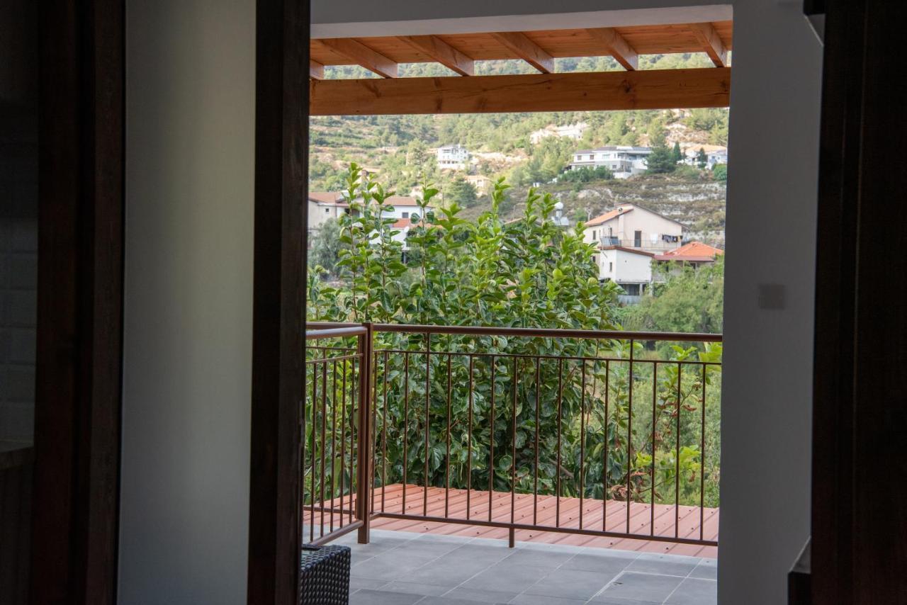 To Konatzi Tis Maroulas Apartment Kyperounda Exterior photo